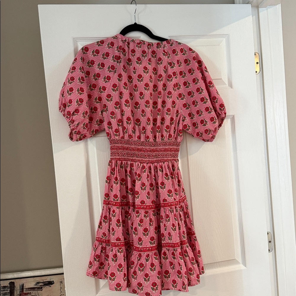 Saylor NYC Greyson Pink Dress with Floral Design and Puff Sleeves - Picture 4 of 4